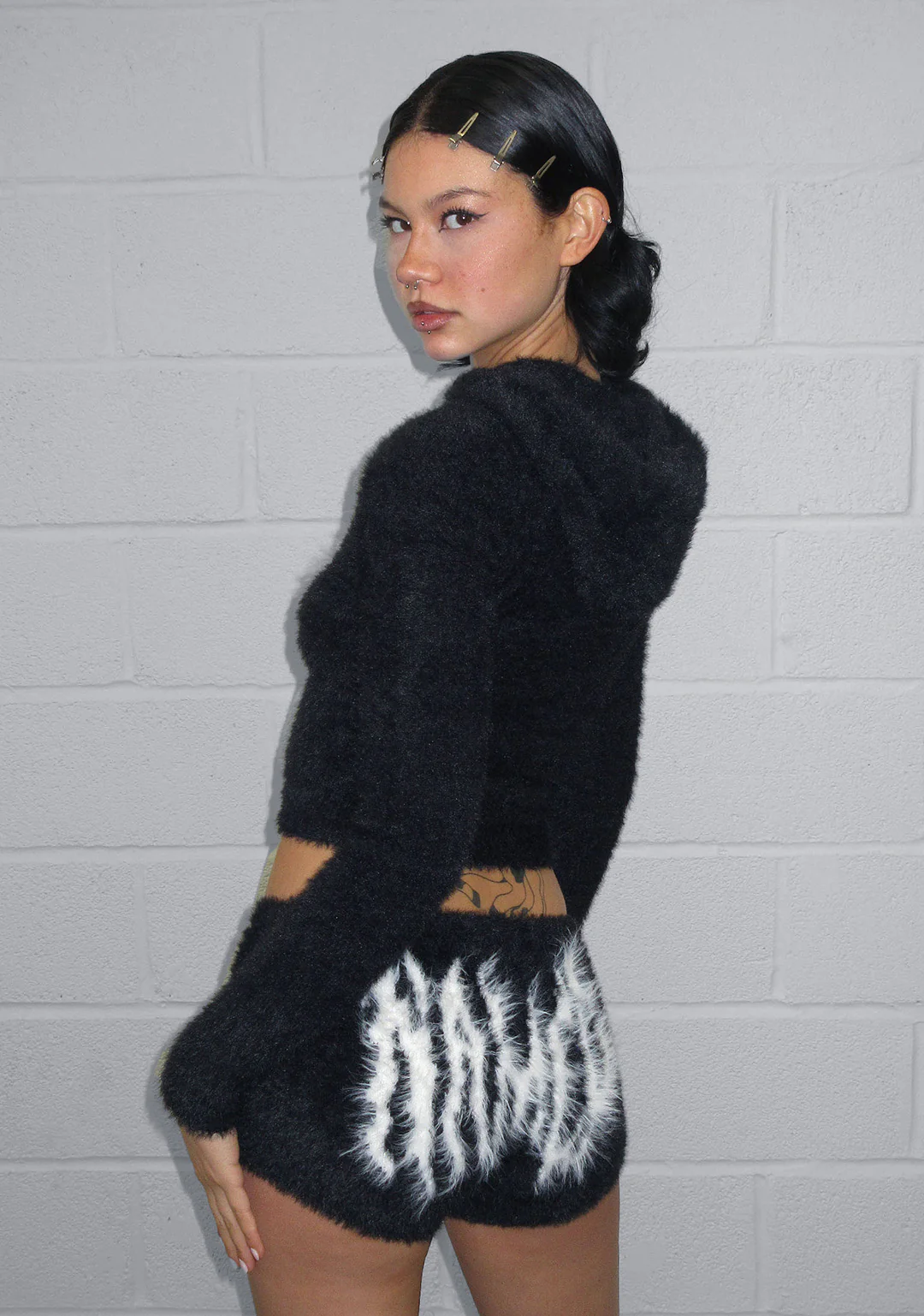 BITTERSWEET FLUFFY KNIT MICRO HOTPANT SHORTS BLACK - Image 5