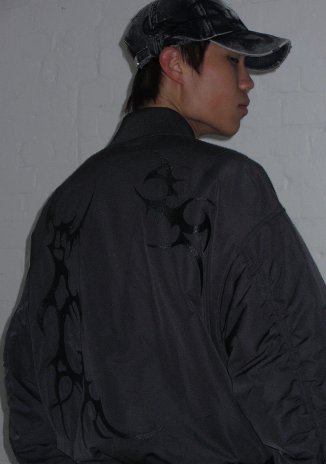 CRASH EMBROIDERED BOMBER JACKET BLACK - Image 4