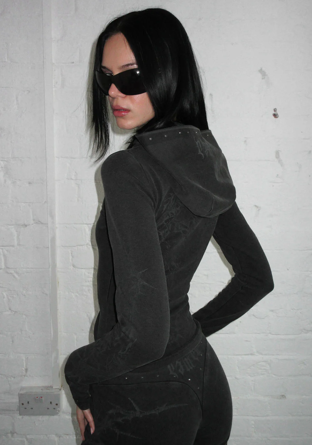 CURSE SCULPT STRETCH ZIP HOODIE WASHED CHARCOAL - Image 6