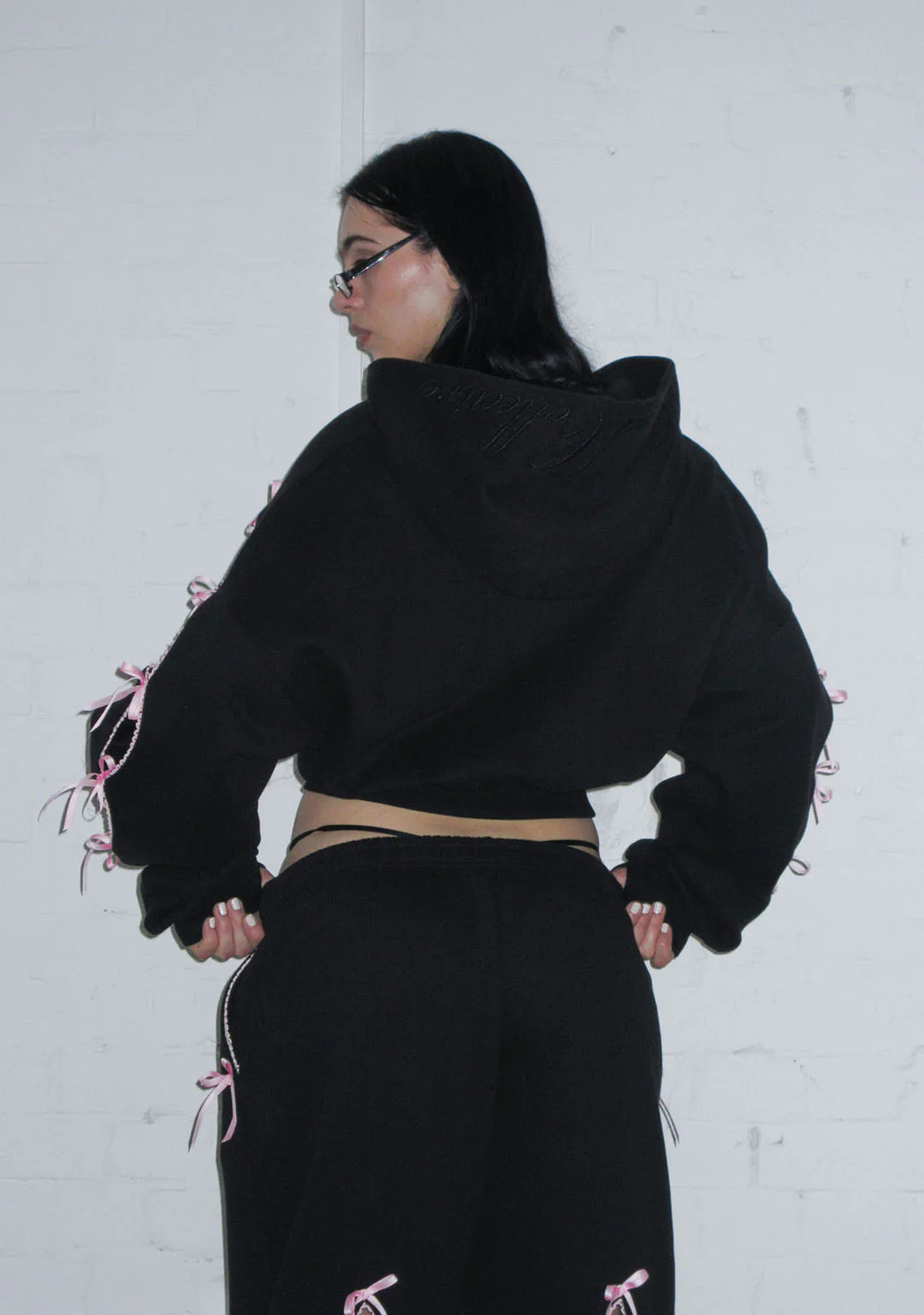 PRINC355 RIBBON CROP ZIP HOODIE BLACK - Image 3